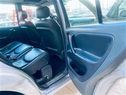 مرسيدس بنز ام ال- كلاس